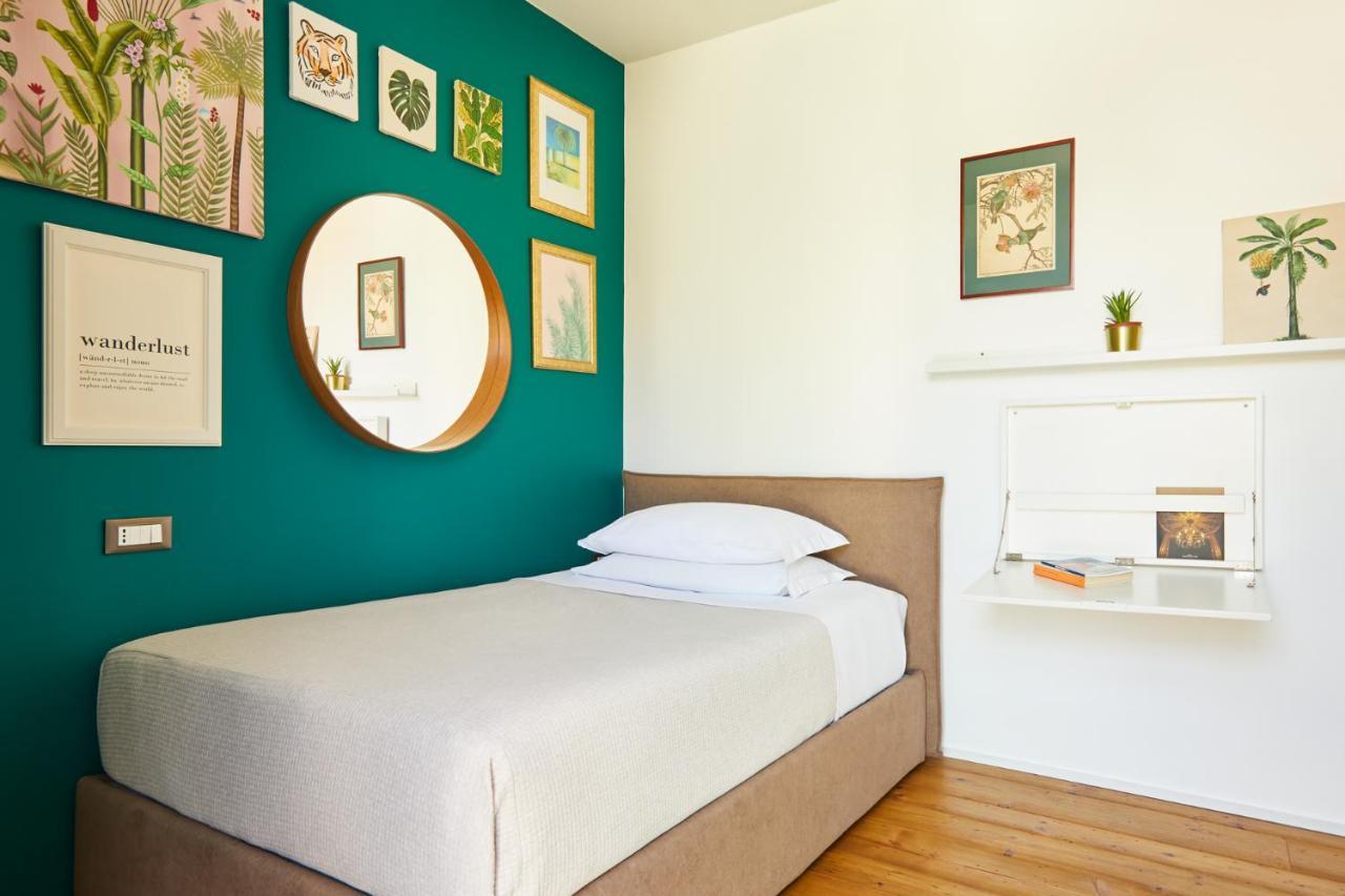 Tropical Micro Studio With Terrace And Duomo Views Milano Dış mekan fotoğraf